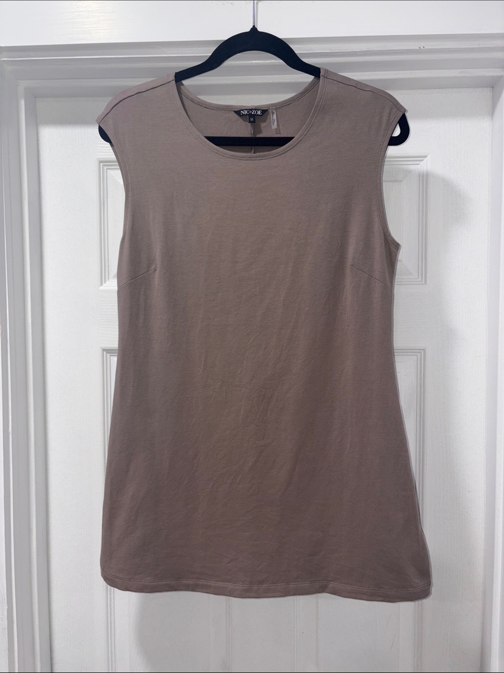 NIC+ZOE Taupe Sleeveless Knit Tank